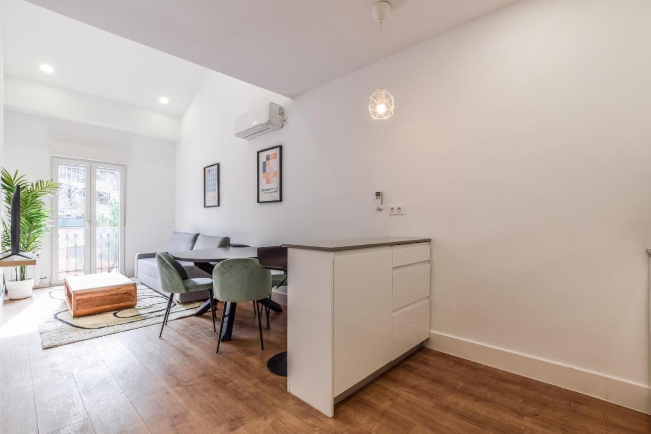 Apartamentos Reformados En Vallecas Madrid Exteriér fotografie